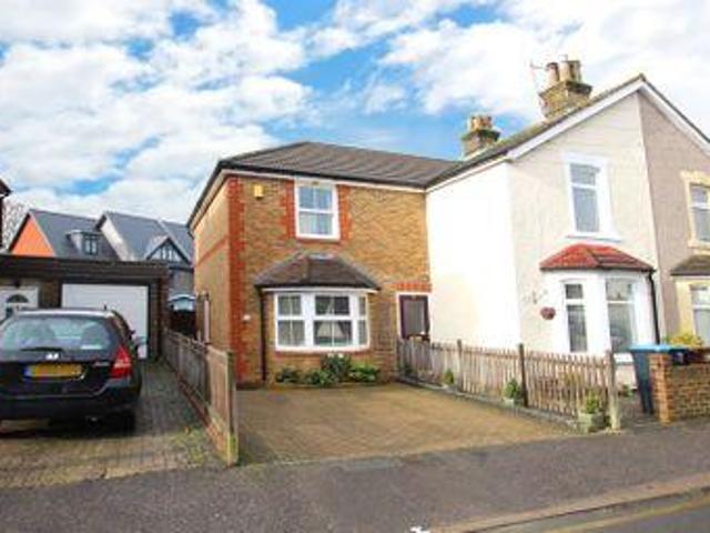 House for sale in Hillview, Surrey