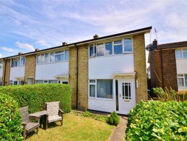 House for sale in Hillview, Surrey