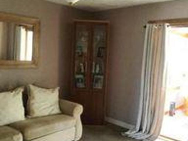 House for sale in Erskine, Scotland