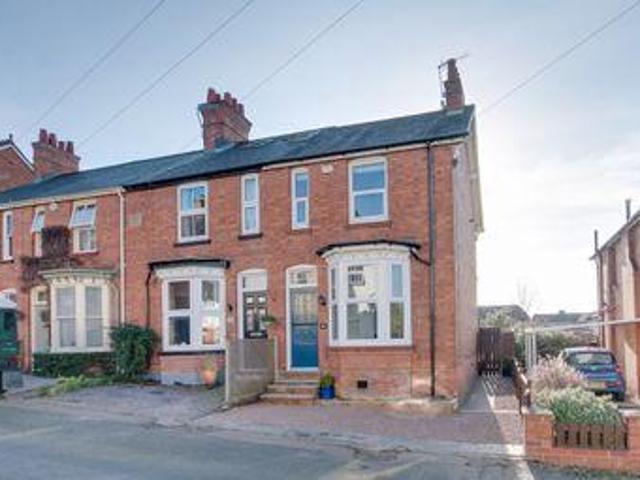 House for sale in Bromsgrove, Worcestershire