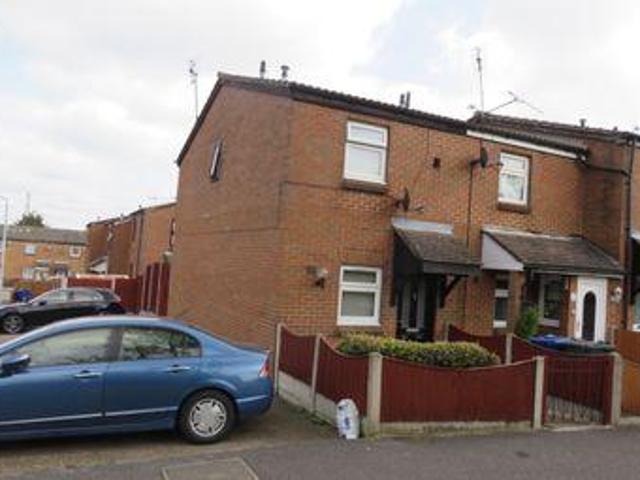 House for sale in Purfleet, Essex
