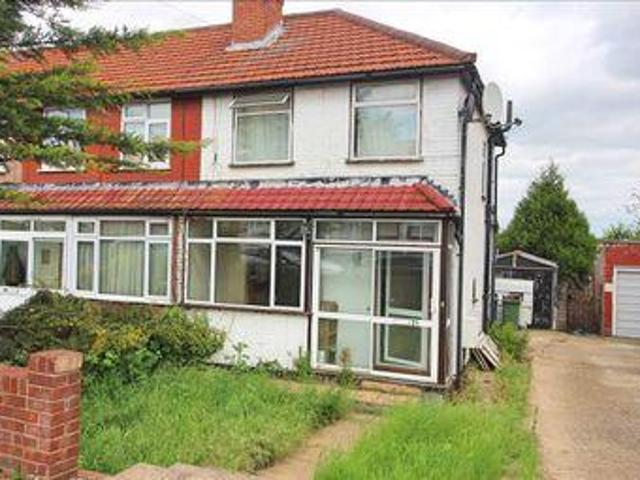 House for sale in Edgware, Greater London