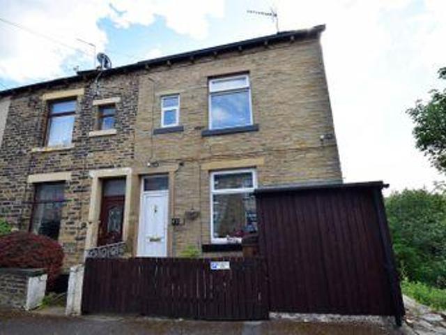 House for sale in Halifax, West Yorkshire