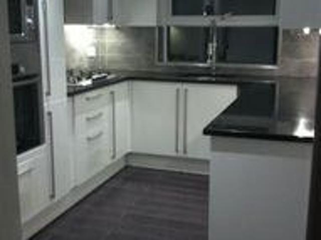 House for rent in Navestock Side