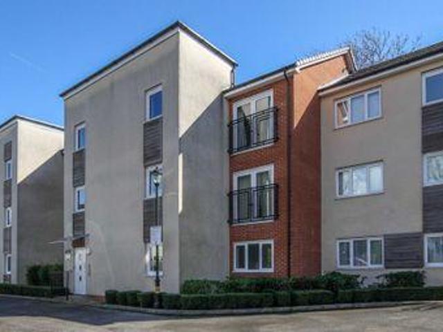 House for rent in Pouchen End, Hertfordshire