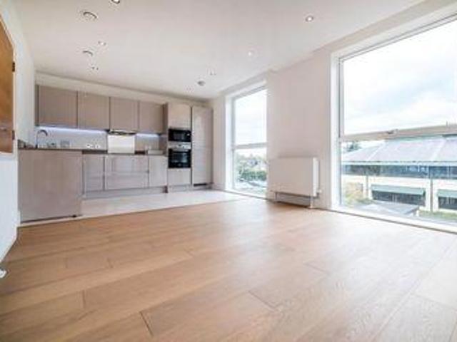 House for rent in Richmond Hill, Deepcut