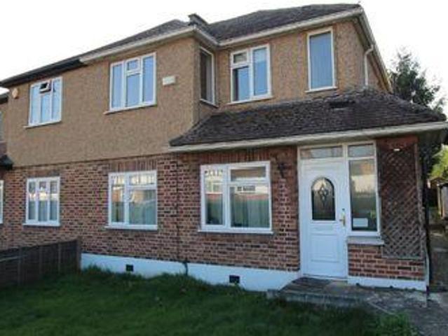 House for rent in Pinner, Greater London