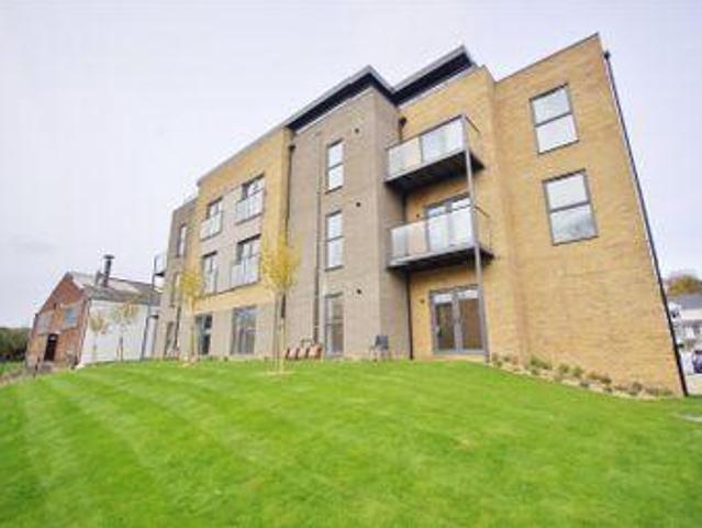 House for rent in Pouchen End, Hertfordshire