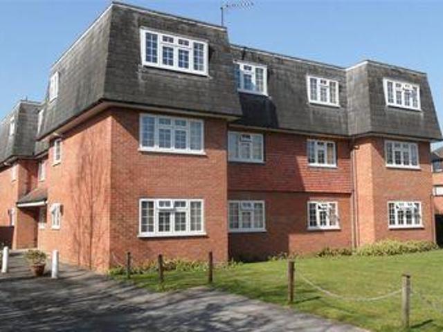 House for rent in Farnborough, Hampshire