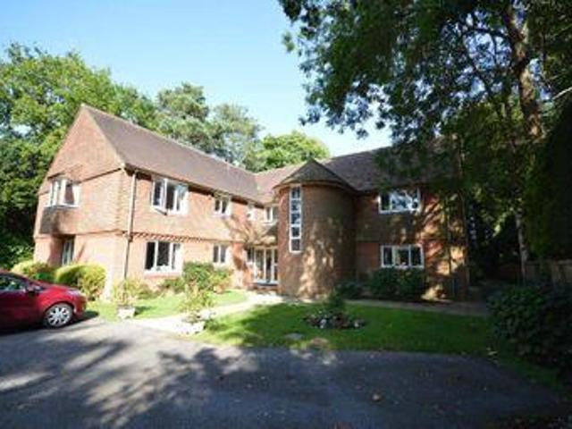 House for rent in Fole, Surrey