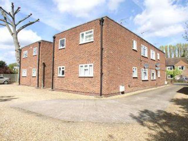 House for rent in Walton-on-Thames, Surrey