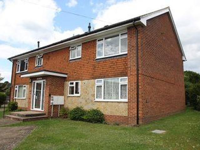 House for rent in Pachesham Park, Surrey