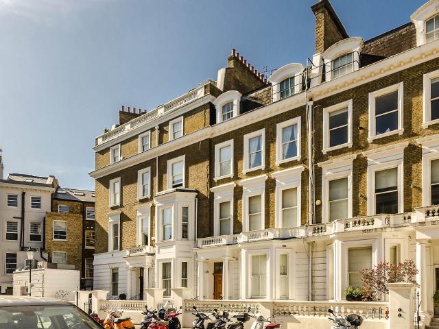 Apartment for rent in South Kensington, Greater London