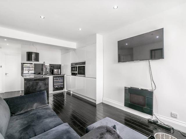 Apartment for rent in Cat Hill, Isle Of Man