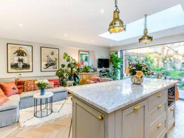 House for rent in Lyons, Greater London