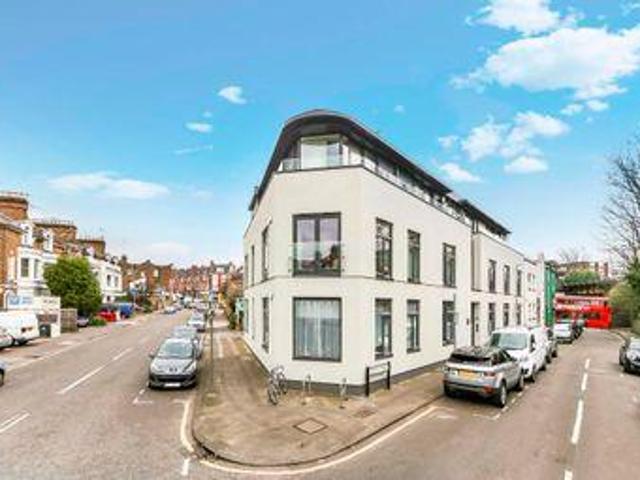 House for rent in Kingston Upon Thames, Greater London