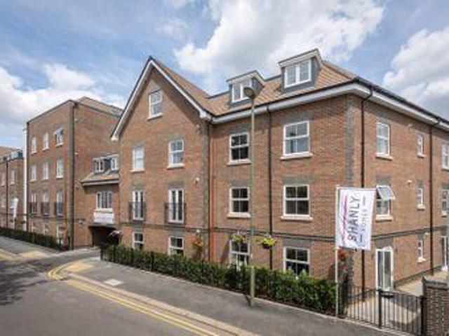 House for rent in Ashley Park, Surrey