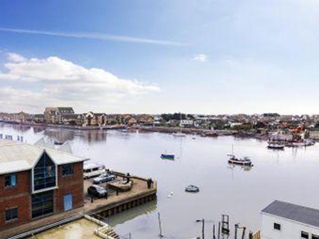 House for rent in Fishersgate, West Sussex