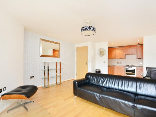 Apartment for rent in West Ealing, Greater London