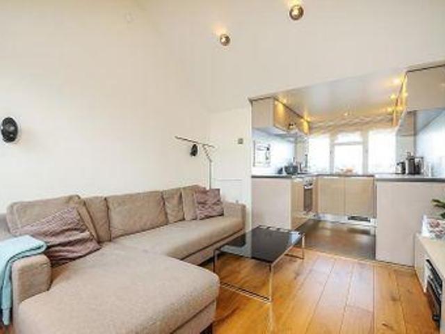 House for rent in New Malden, Greater London