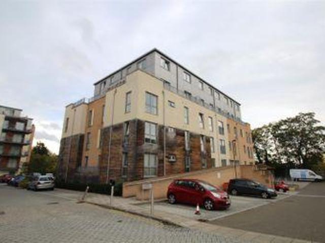 House for rent in Edgware, Greater London