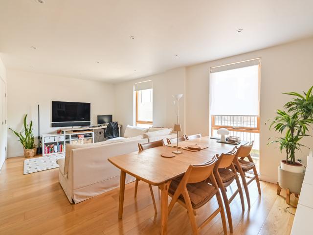 Apartment for rent in Highbury, Greater London