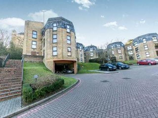 House for rent in Fole, Surrey