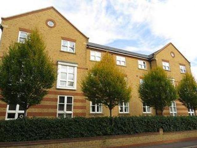 House for rent in Perryfields, West Sussex
