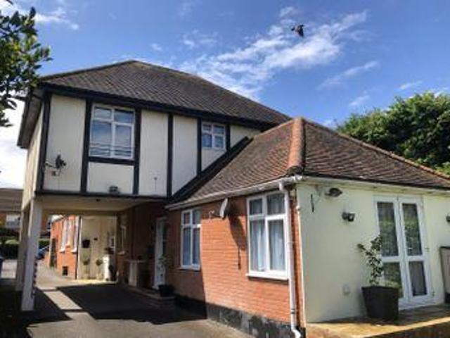 House for rent in Ascot