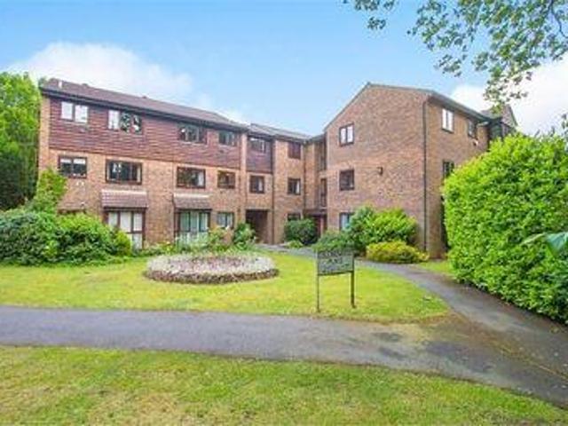 House for rent in Walton-on-Thames, Surrey