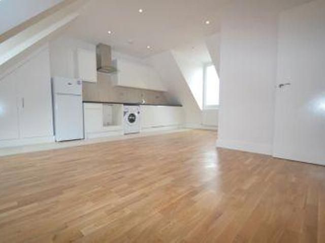 House for rent in Red Hill, Surrey