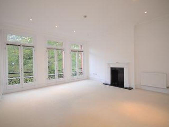 House for rent in Windsor House Stables, Lambourn