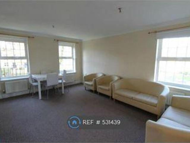 House for rent in Pouchen End, Hertfordshire