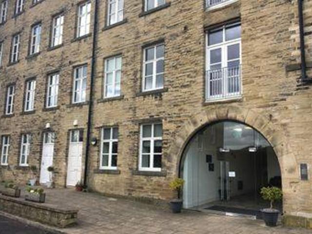 House for rent in Halifax, West Yorkshire