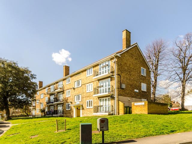 Apartment for rent in Camberwell, Greater London