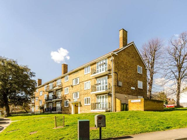 Apartment for rent in Camberwell, Greater London