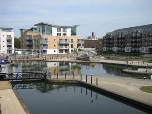 House for rent in Brentford End, Greater London