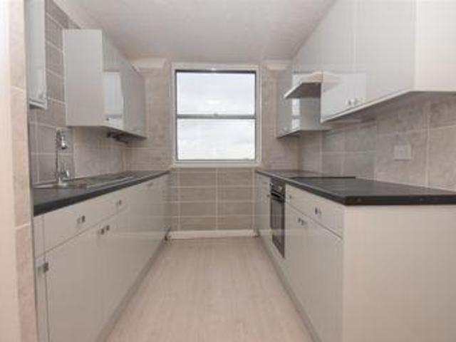 House for rent in Navestock Side