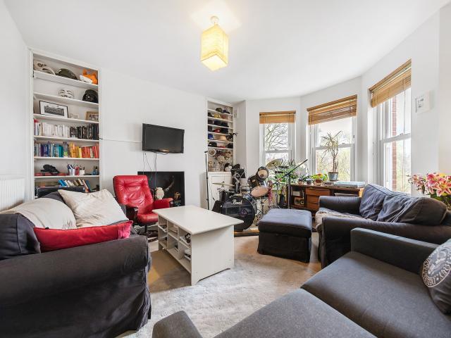 Apartment for rent in Clapham, Greater London