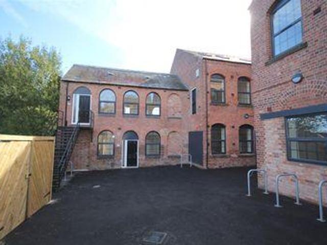 House for rent in Caldermill, East Midlands
