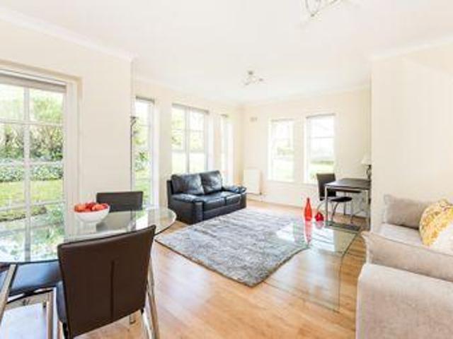 House for rent in Richmond Hill, Deepcut