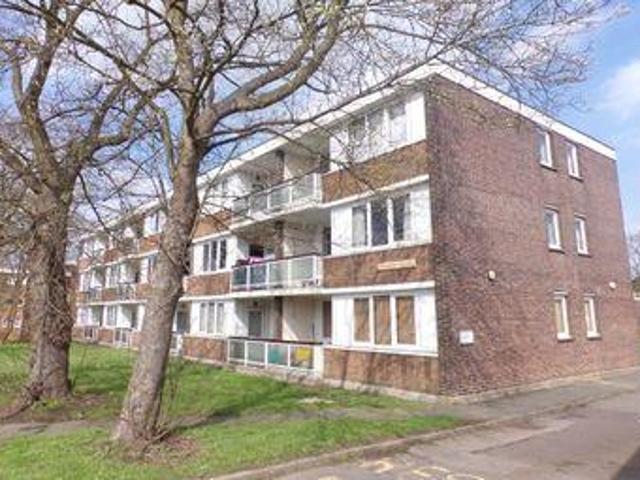 House for rent in Navestock Side