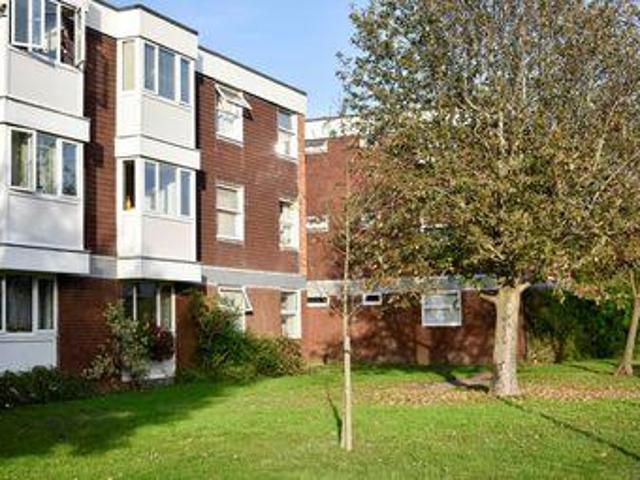 House for rent in Littlecote, West Sussex