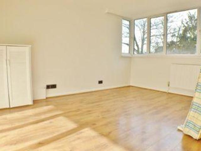 House for rent in Kingston Upon Thames, Greater London