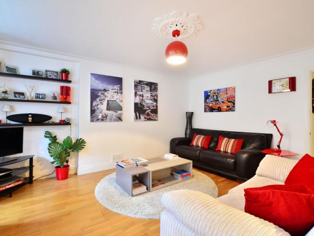 Apartment for rent in Clapham, Greater London