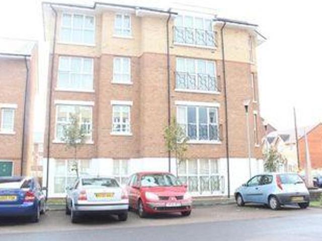 House for rent in Calderstones