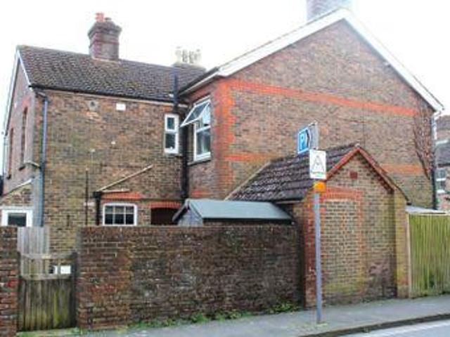House for rent in Perryfields, West Sussex