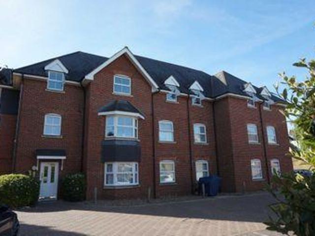 House for rent in Pouchen End, Hertfordshire