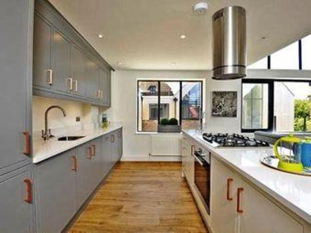 House for rent in Littlecote, West Sussex