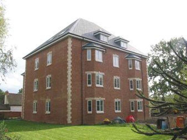 House for rent in Red Hill, Surrey